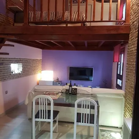 Cosy Double + Private Bathroom Center *