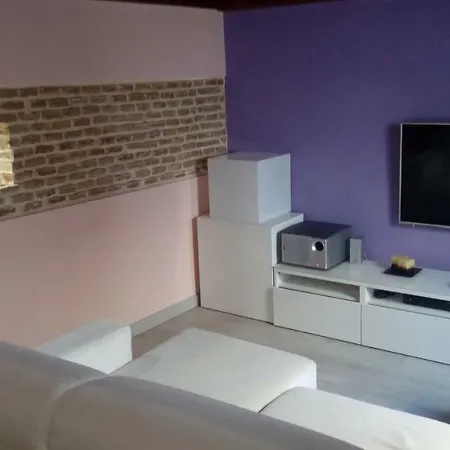 Cosy Double + Private Bathroom Center